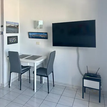 On Peaceful Complex With Sea View K003 Los Cristianos (Tenerife)